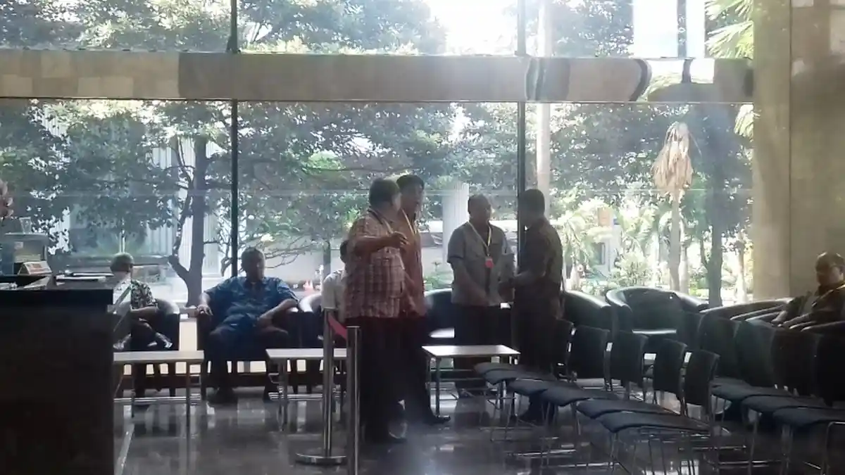 Bupati Tanggamus Penuhi Panggilan KPK Terkait Suap Pengesahan APBD