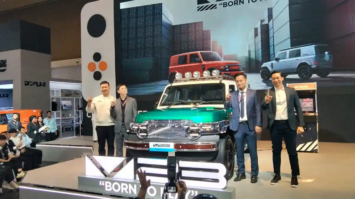 Cuma 23 Unit! iCAR V23 Retro Unjuk Gigi Bareng Cyberspace Edition di IIMS 2026