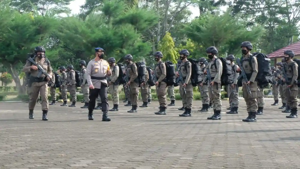 Kapolda Jambi Lepas Pemberangkatan 150 Personel Brimob BKO Polda Sulteng