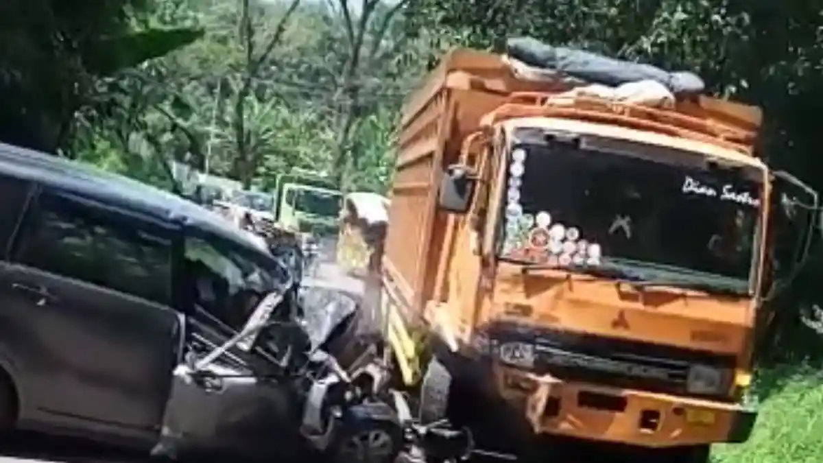 Daftar Nama Korban Kecelakaan Maut di Jonggol Tadi Siang, Warga Cianjur Jadi Korban Tewas