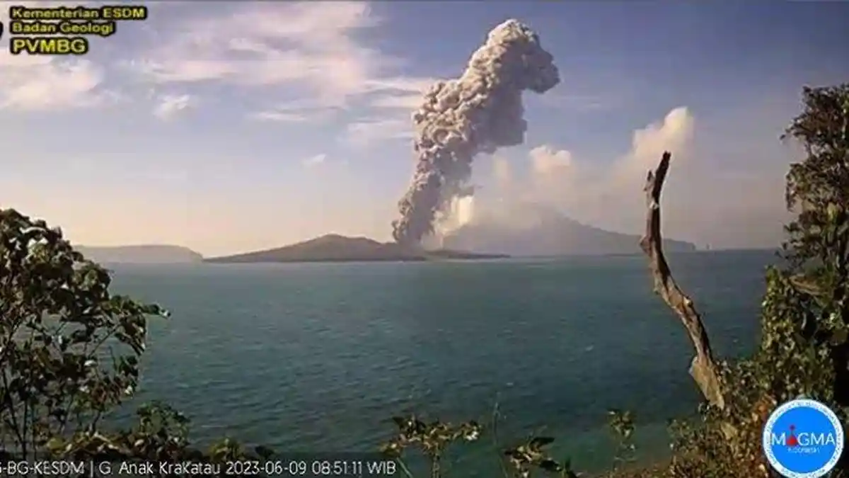 Hari Ini Gunung Anak Krakatau Sudah 2 Kali Erupsi, GAK Masih Berstatus Siaga
