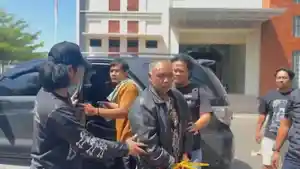 Ashari-pengasuh-Ponpes-Ndholo-Kusumo-tersangka-pencabulan-terhadap-santriwati.jpg