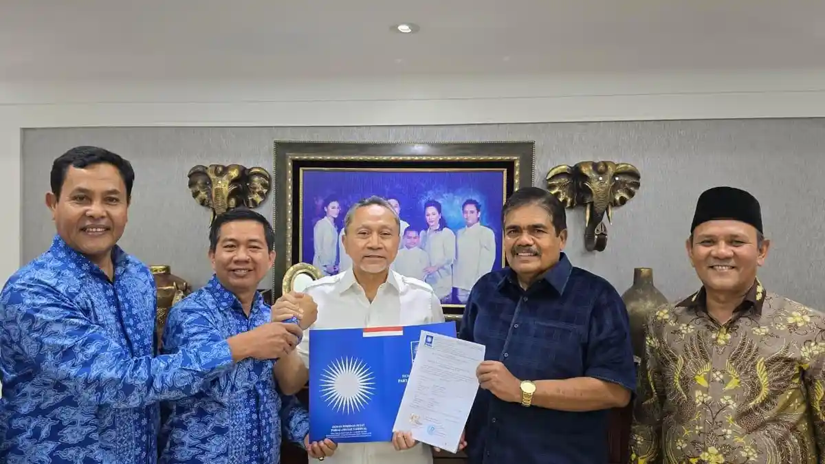 DPP PAN Serahkan SK Dukungan untuk Salman-Yusran Maju di Pilkada Abdya