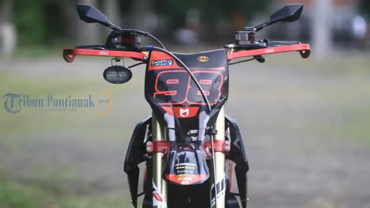 Modifikasi Yamaha Vixion Ala Supermoto - modifikasi-motor-yamaha-vixion-ala-supermoto-2.jpg