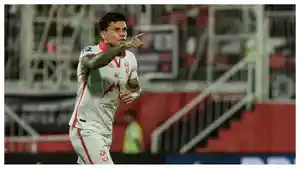 Ciro-Alves-setelah-mencetak-gol-ke-gawang-Madura-United.jpg