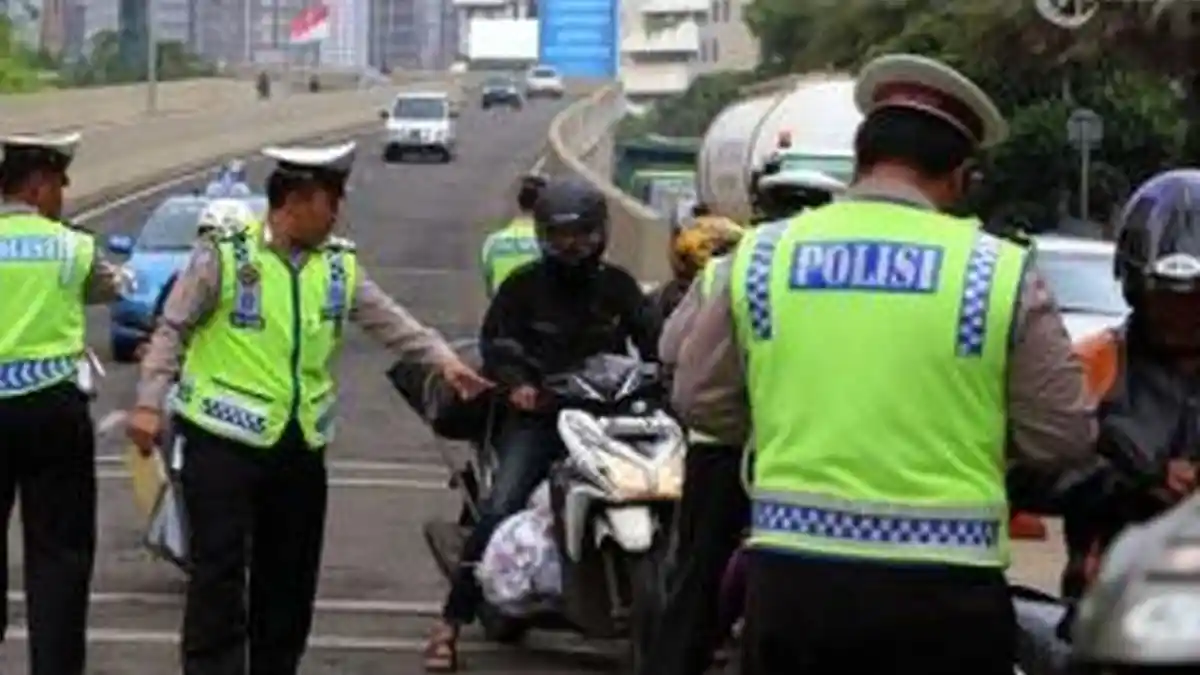 Kapolri Larang Polantas Tilang Manual, Untuk Hindari Pungutan Liar