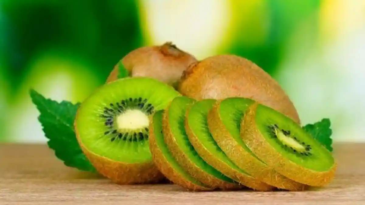 Ayo Makan Buah Kiwi ! Rasakan 6 Kandungannya yang Menyehatkan