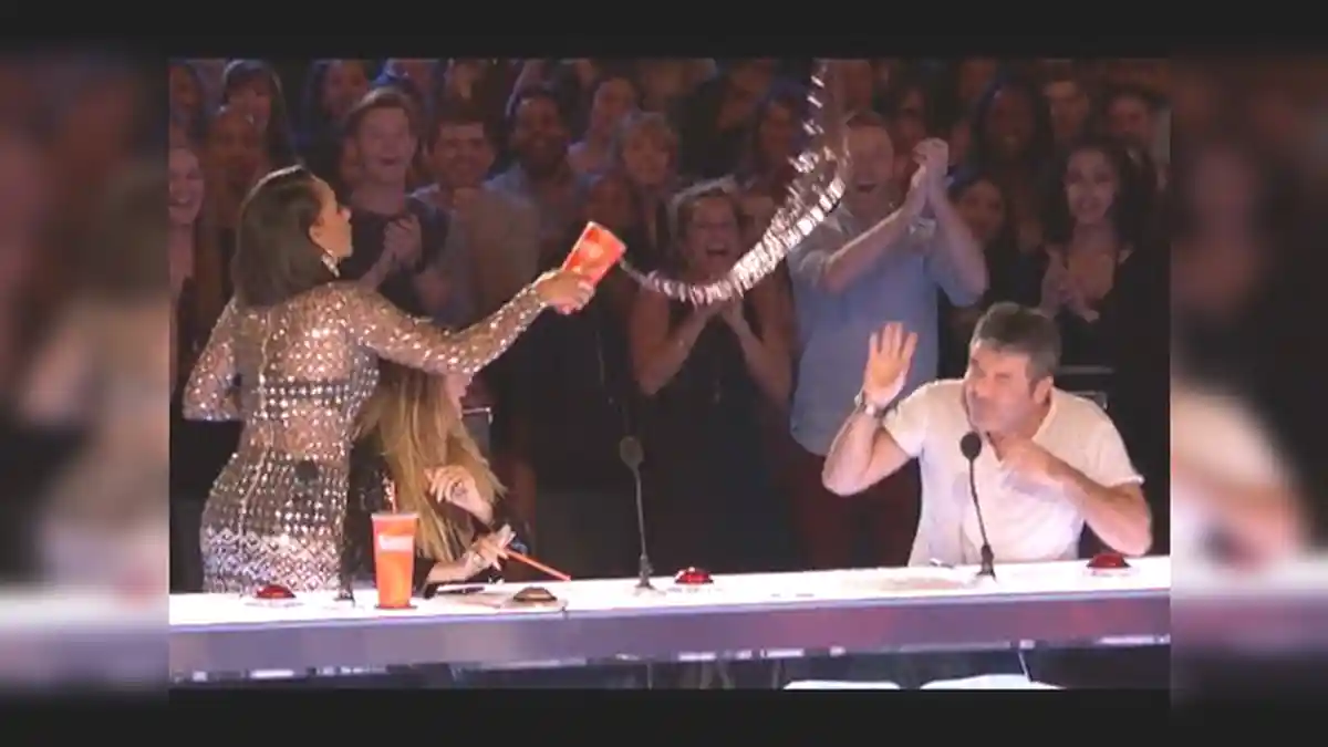 Video Mel B Siram Wajah Simon Cowell Karena Tersinggung di Aksi Demian Aditya