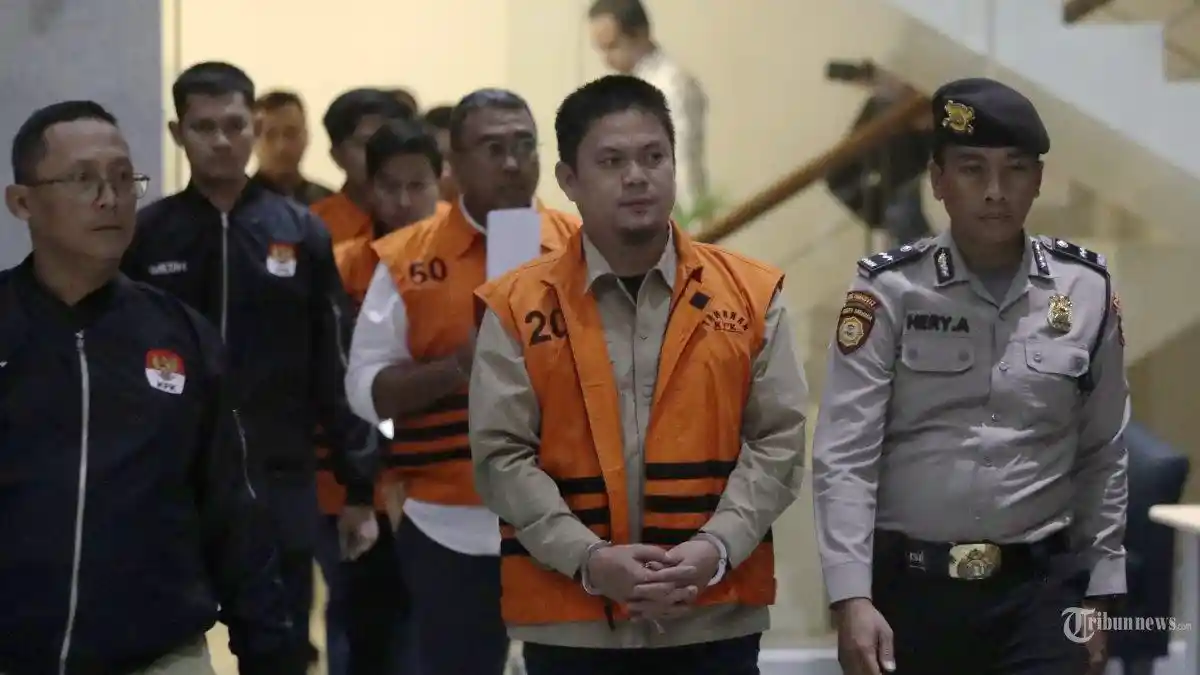 Biodata Abdul Aziz, Eks Bintara Polisi Jadi Bupati Kolaka Timur, Kini Ditangkap KPK