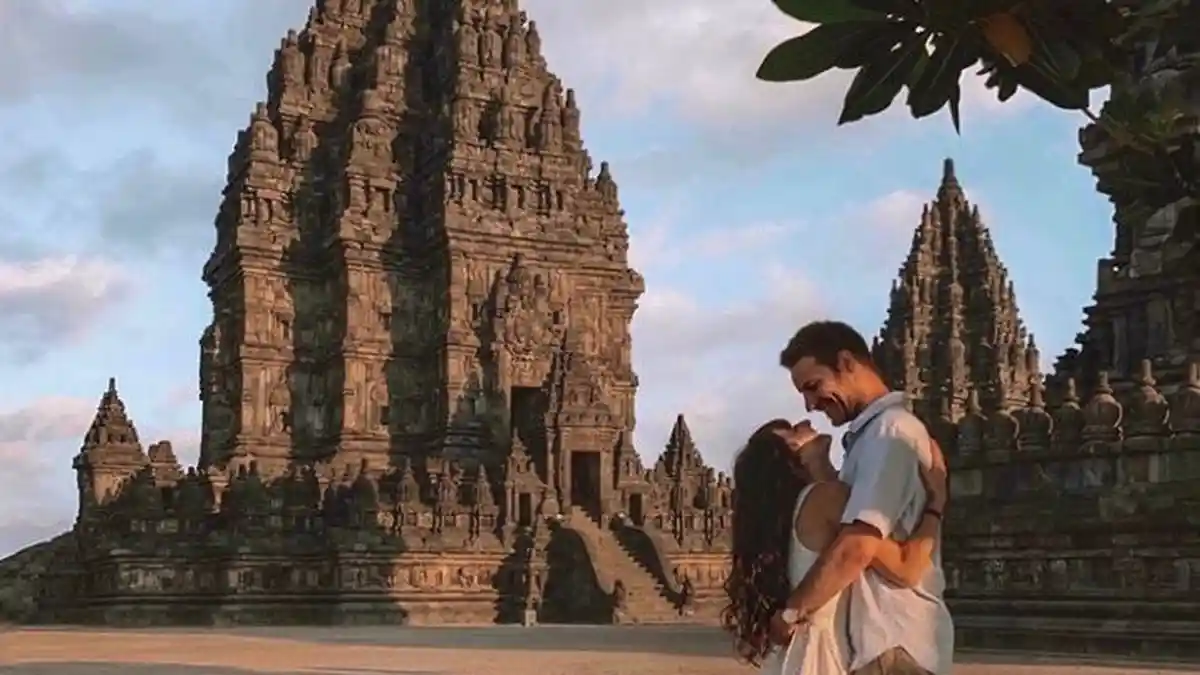 Catat! Daftar 7 Tempat Wisata Untuk Rayakan Tahun Baru 2020 di Indonesia