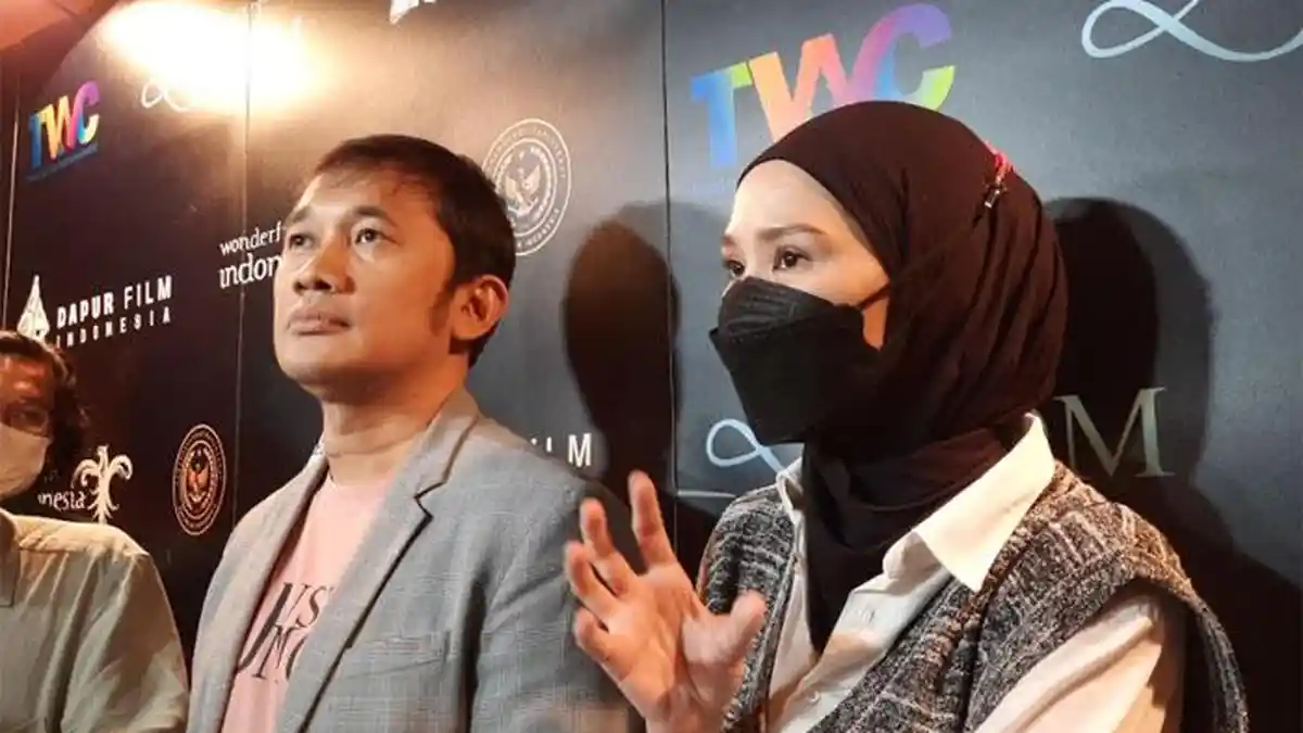 Curhatan Zaskia Mecca di Medsos Bocor, Ini Tanggapan Hanung Bramantyo soal Ada Masalah Rumah Tangga