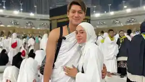 Lesti-Kejora-umroh-lagi-bareng-Rizky-Billar-dan-Baby-L-2.jpg