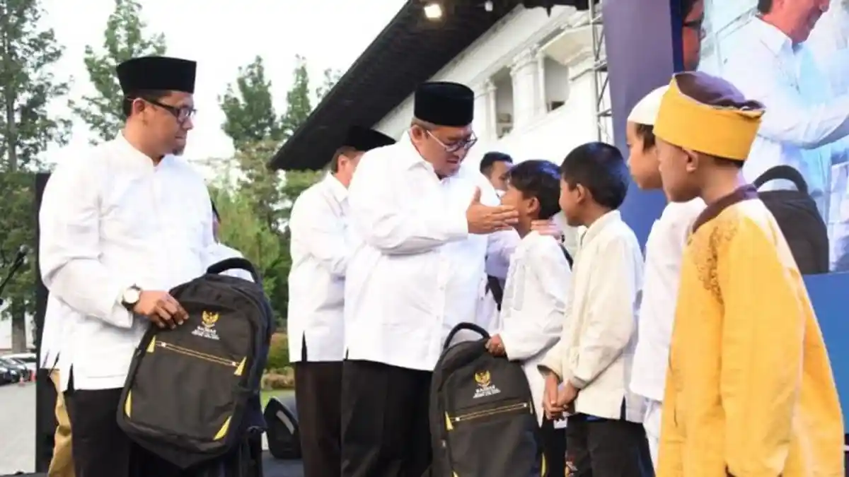 Gubernur Jabar Ahmad Heryawan Pamit dan Minta Maaf kepada Para ASN