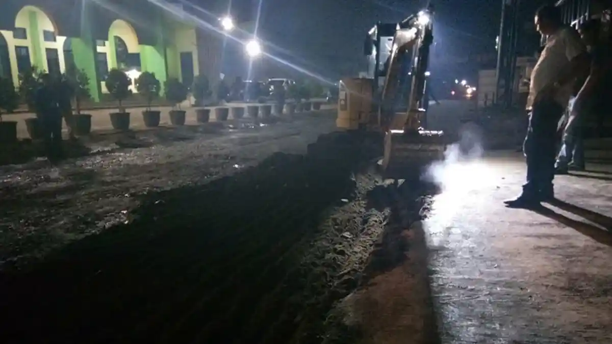 Jalan Ayip Usman Serang Rusak Berat, Ini Respon Gubernur Banten