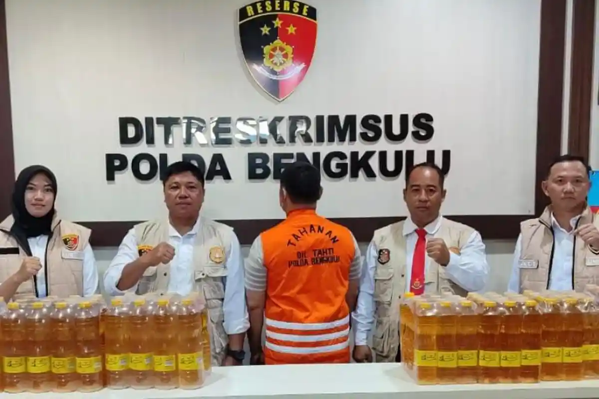 Modus Licik Perusahaan V 5AWIT Curangi Takaran Minyak Goreng di Bengkulu, Kini Direktur Tersangka