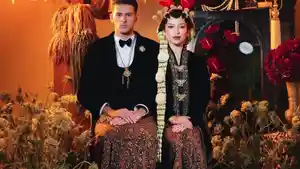 Pre-Wedding-Jennifer-Coppen-dan-Justin-Hubner-Pakai-Baju-Adat-Jawa.jpg