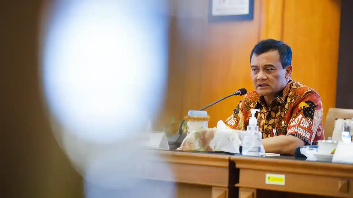 Gubernur Jateng Minta Bangunan Rusak Akibat Demo Segera Diperbaiki