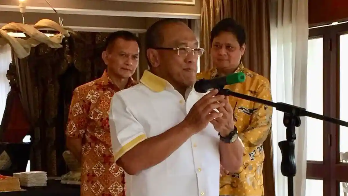 Pernah Jadi Pasien, Aburizal Bakrie Berharap KSAD Izinkan dr Terawan Membela Diri