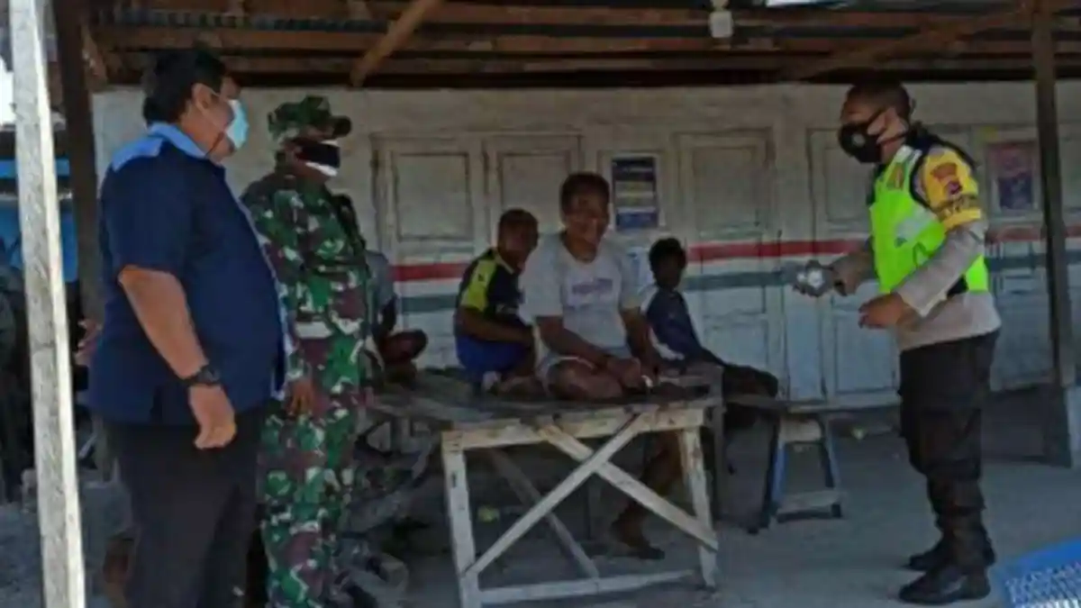 Tim Satgas Kampung Tangguh Fatubesi Temui Para Nelayan