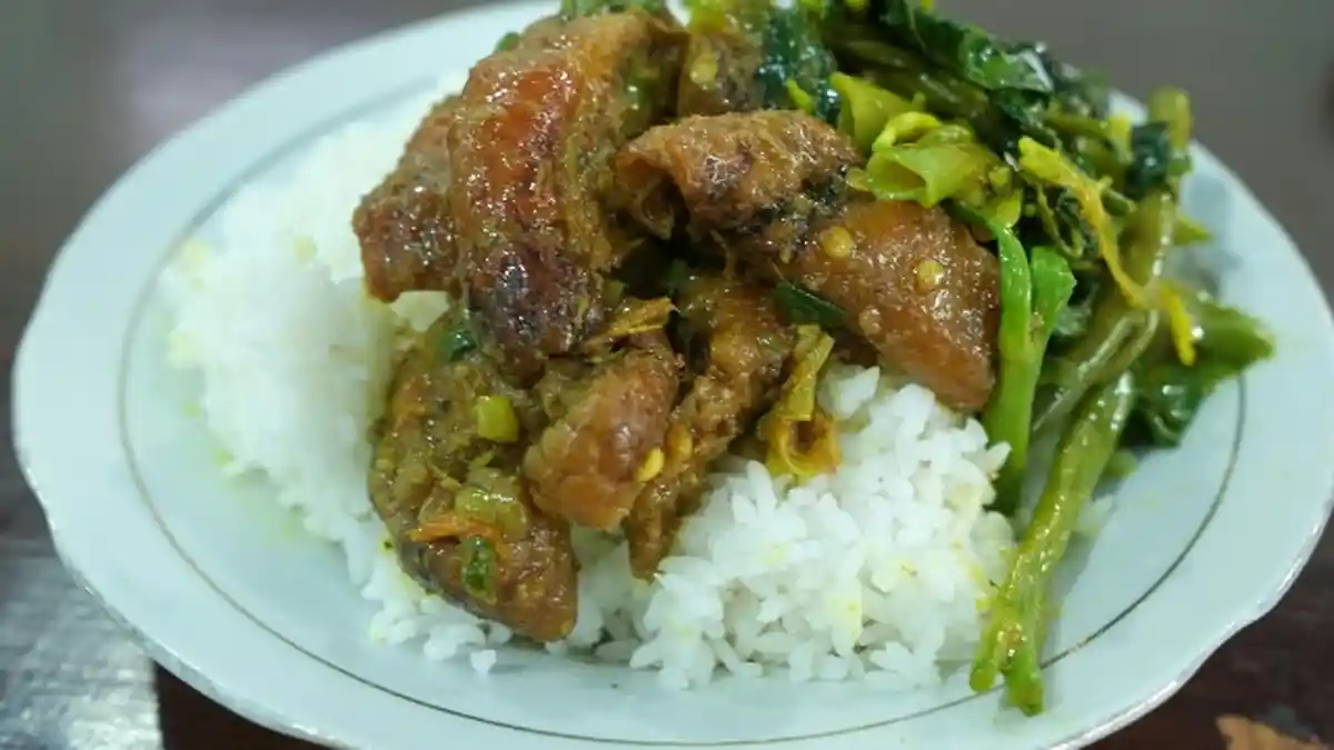 Inilah Tempat yang Direkomendasikan Makan Ular di Langowan, Lezat Tak Ada Duanya
