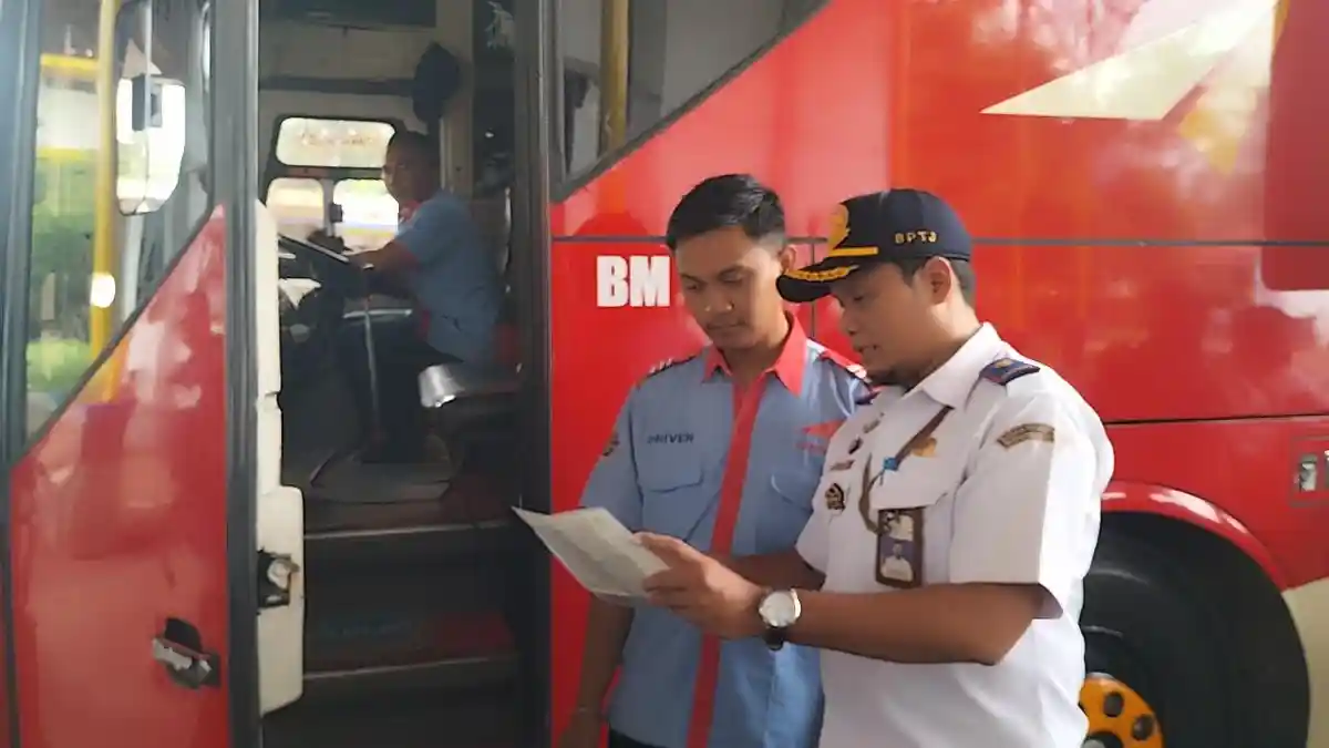 Kepala Terminal Jatijajar Depok Pastikan Tarif Bus pada Arus Mudik Nataru 2024/2025 Masih Normal