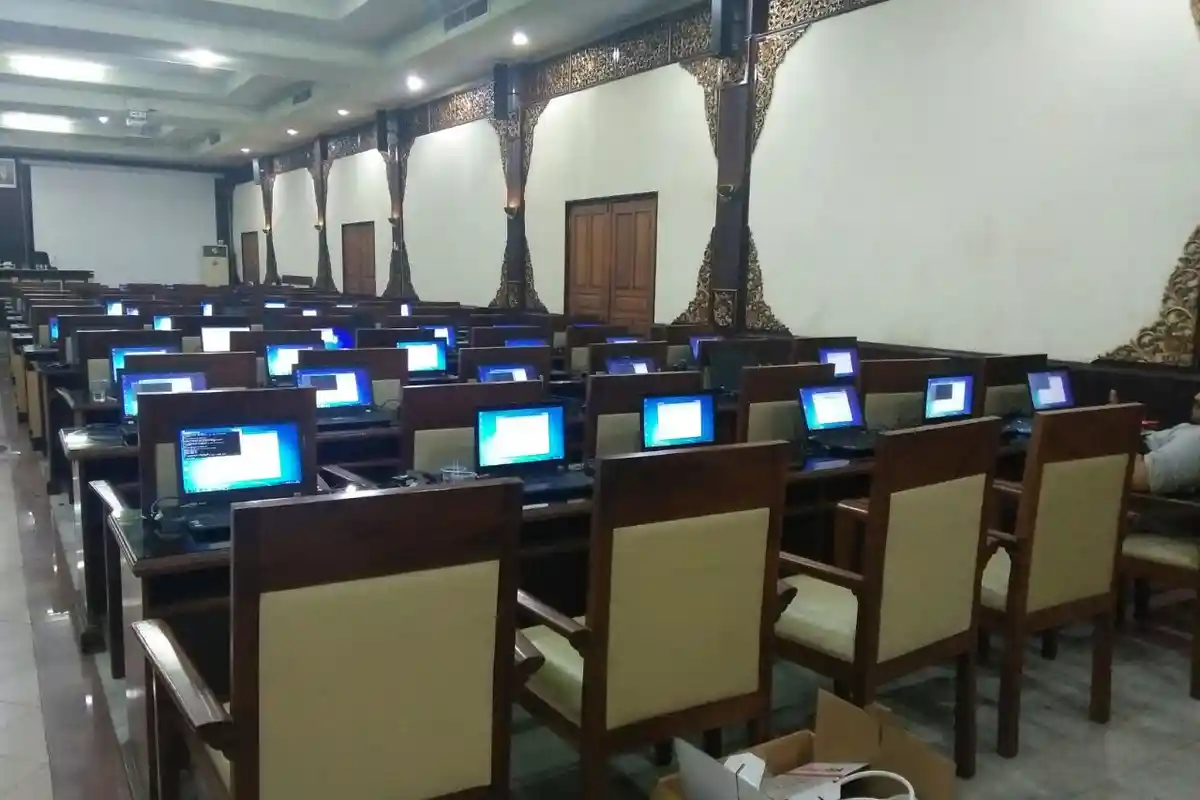 160 Komputer Didatangkan Untuk Ujian CAT Penerimaan CPNS Kemenkumham 2017