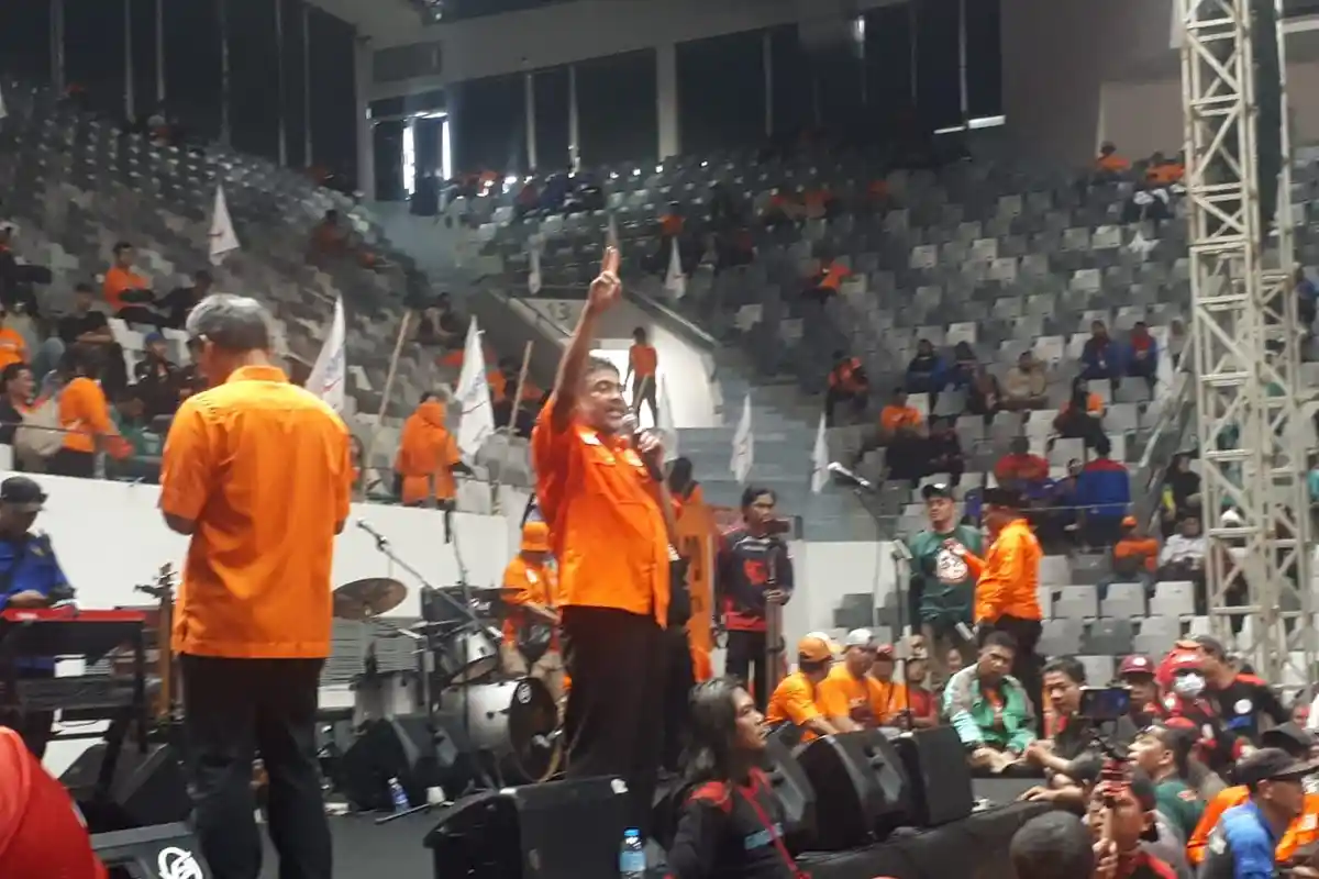 Ganjar Lebih Pilih Acara PDIP Dibanding Hadiri Partai Buruh, Anies Baswedan Malah Tak Ada Respons