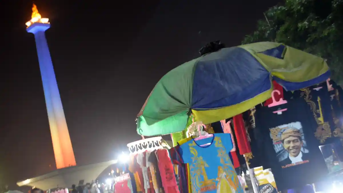 Hari Pertama Lebaran, Tugu Monas Tutup