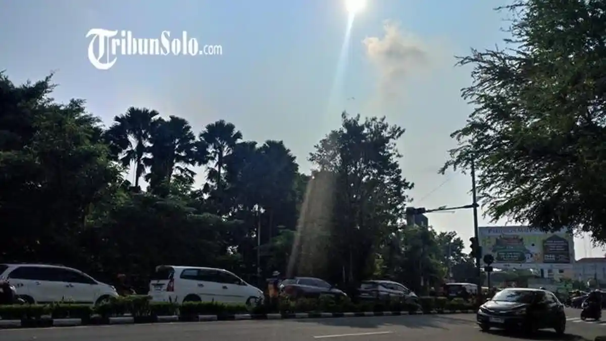 Prakiraan Cuaca Solo Hari Ini Sabtu 18 April 2026 : Cerah dan Berawan di Semua Kecamatan