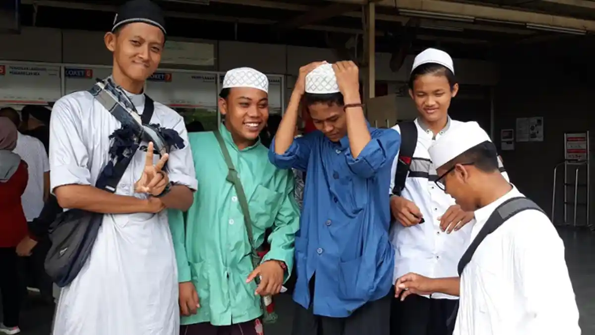 Warga Babelan Bekasi Langanan Ikut 212 Hingga Rela Tidur Kehujanan di Monas