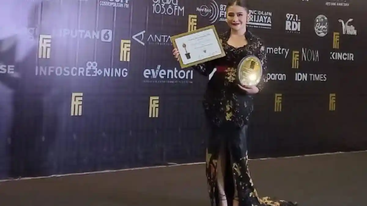 Prilly Latuconsina Belum Ingin Lepas Status Lajang dan Menikah, Bukannya Sudah Punya Pasangan?