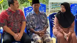 20260104-Eko-Suwanto-takziah-ke-rumah-Praka-Farizal-Romadhon.jpg
