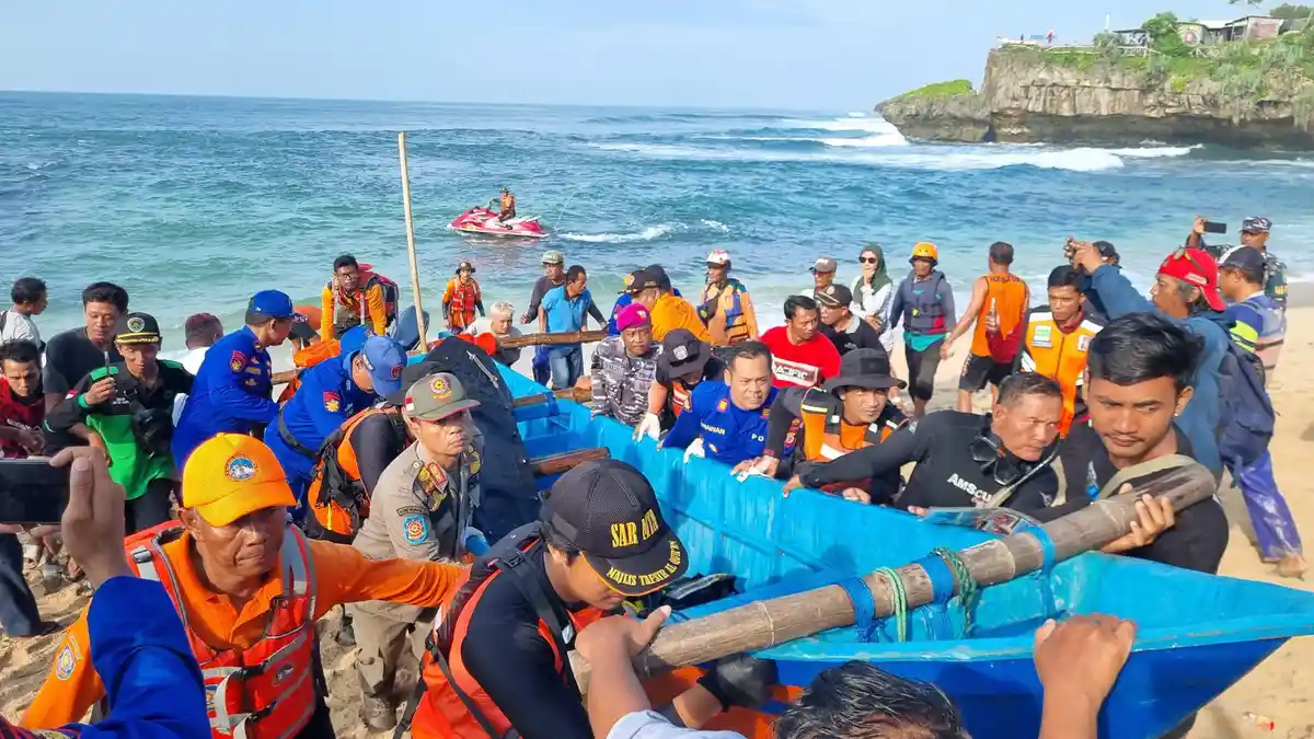 BREAKING NEWS: Korban Terakhir Tragedi Pantai Drini Ditemukan