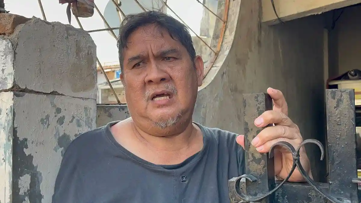 Warga Matraman Bantah Pemilik Gran Max yang Kecelakaan Maut di Tol Cikampek: Saya Kaget dan Nangis