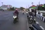 pemudik-motor-pantura-tegal.jpg