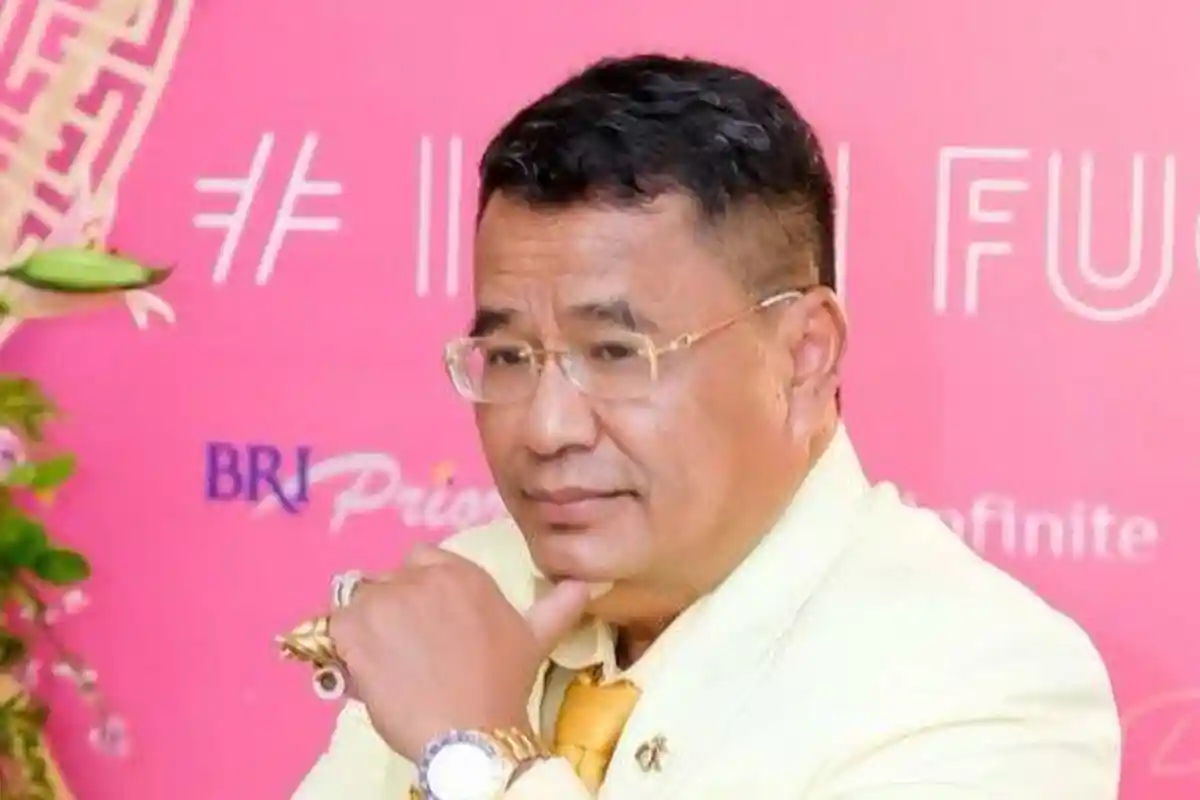 Viral Video Mesra Hotman Paris dengan Perempuan, Perasaan Istri Sah Disorot