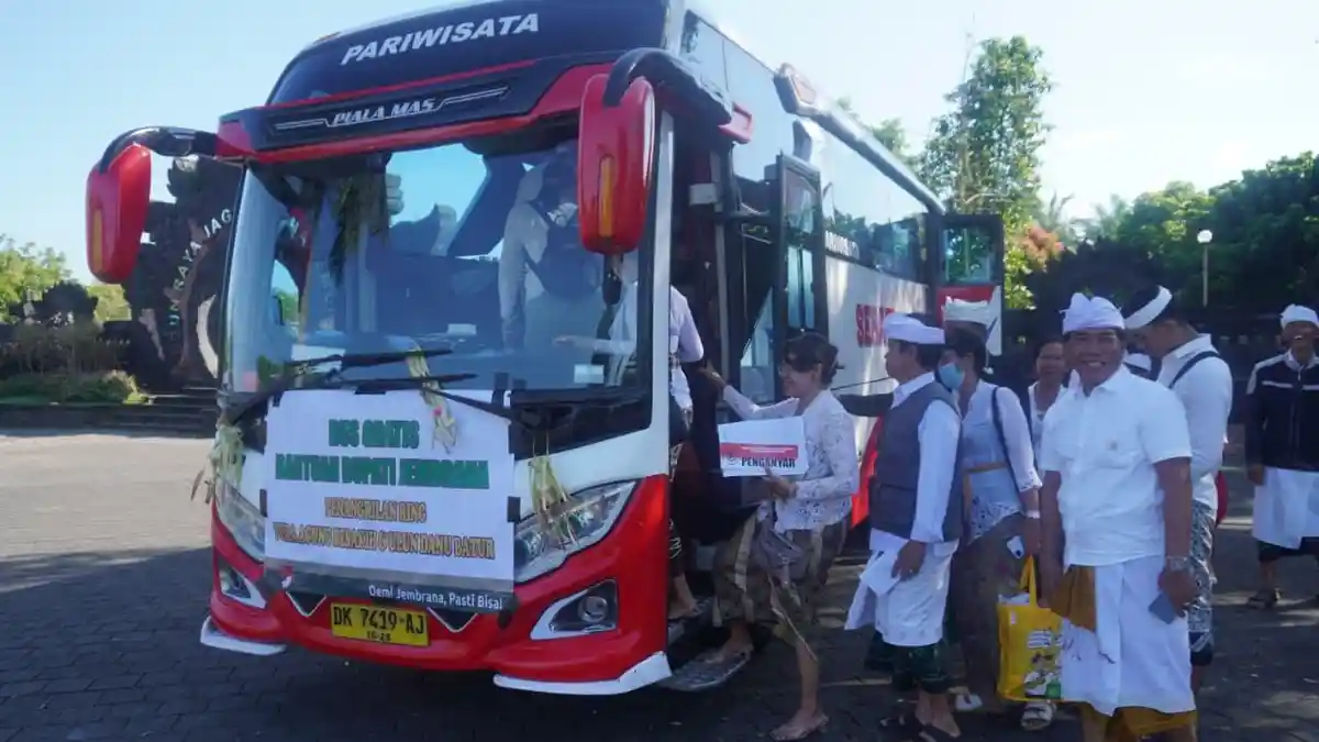 Bupati Jembrana Rintis Layanan Bus Pemedek Gratis, Adopsi Pola Rumah Singgah dan Mobil Pikap Harmoni