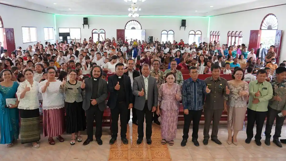 Semangat “Give The Best” Warnai Parheheon Sekolah Minggu HKBP Ressort Lumban Julu