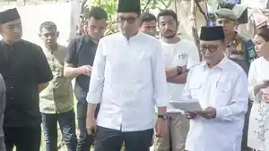 Wali-Kota-Medan-Rico-Waas-mengikuti-rangkaian.jpg