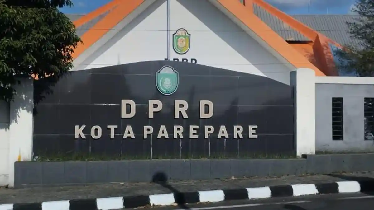 4 Fraksi DPRD Parepare Interpelasi Wali Kota Tasming Hamid