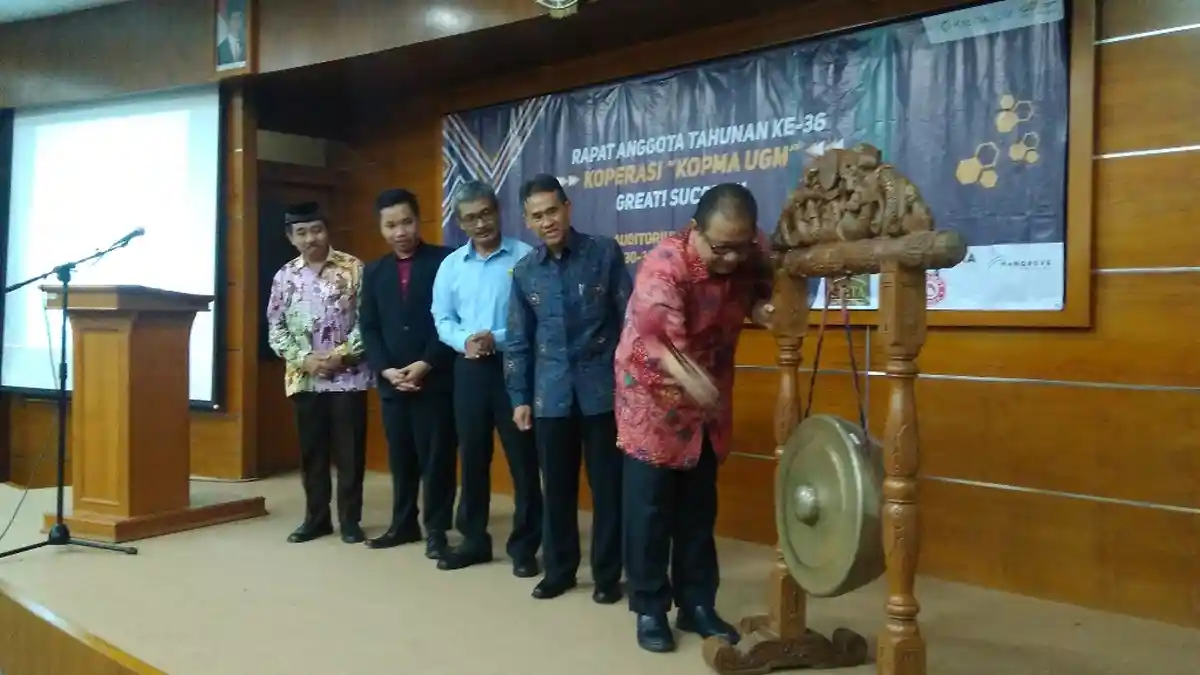 Koperasi Dapat Berperan Sebagai Penyalur Kredit Usaha