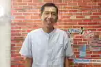 Pengamat-Politik-Baso-Affandi-saat-mengunjungi-Kantor-Tribun-Manado.jpg