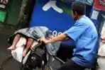 Bapak Bawa Anaknya di Stang Sepeda