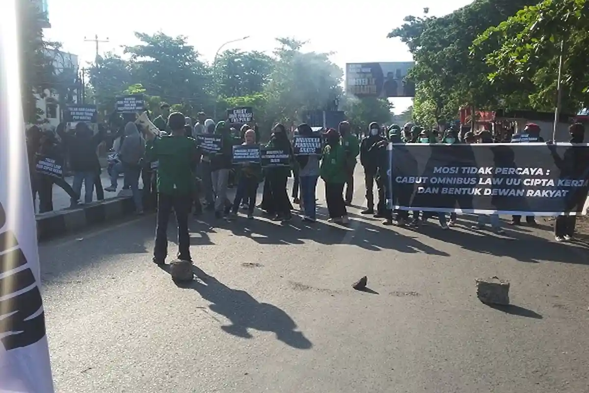 Tutup Jl Sultan Alauddin Poros Makassar-Gowa, Ini 4 Poin Tuntutan Geram