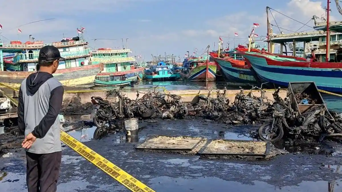 Polisi Ungkap Penyebab Kebakaran 16 Sepeda Motor di Pelabuhan Tegal