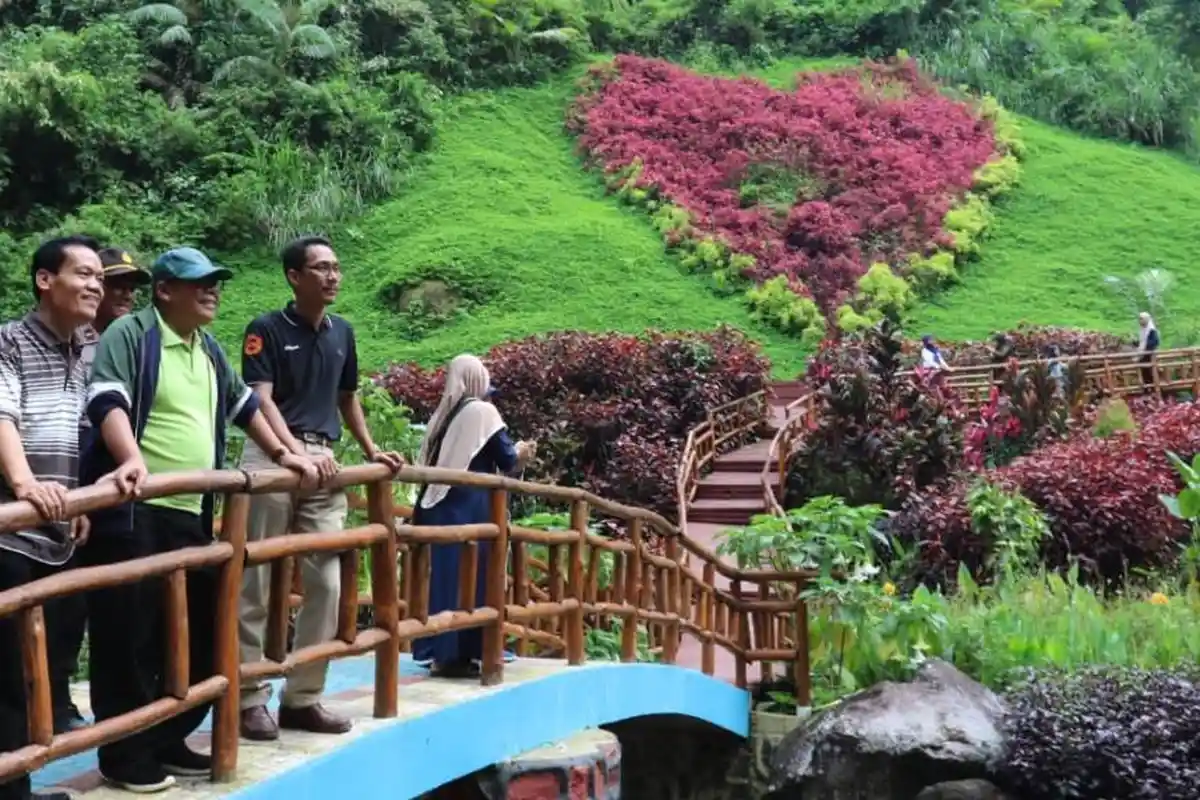 Kembangkan Potensi Wisata, Bupati Asip Ajak Pokdarwis 'Ngangsu Kaweruh' Sabrang Park Ngawi
