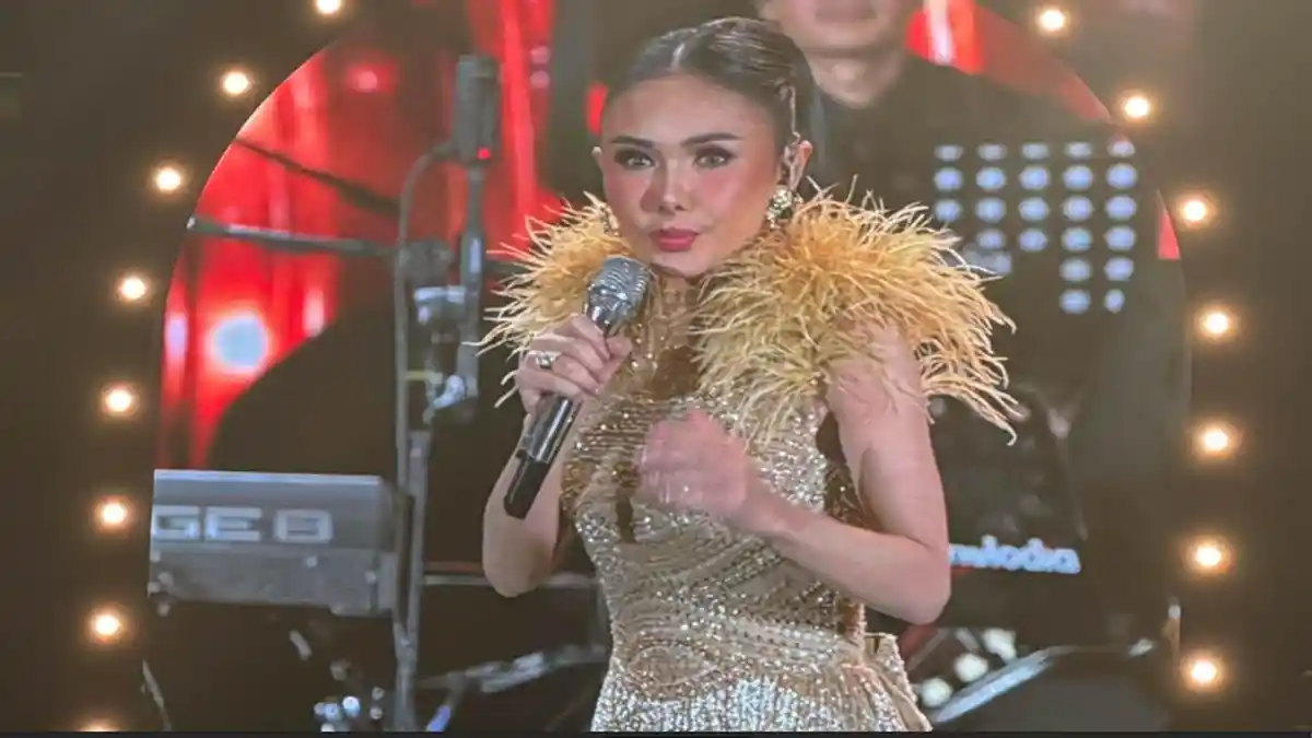 Konser 3 Jam Yuni Shara di Surabaya, Kejutan Krisdayanti dan Manjakan Penonton dengan Kopi Gratis - Surya.co.id