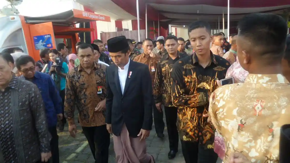 Penuhi Janjinya Dua Tahun Silam, Jokowi Kembali Datangi Pasar Kajen Pekalongan