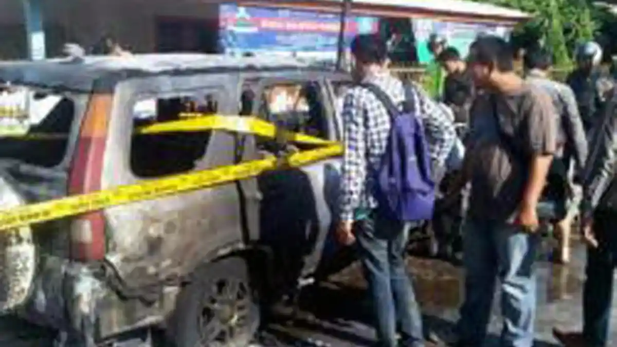 Mobil CRV Terbakar Usai Isi Premium di SPBU