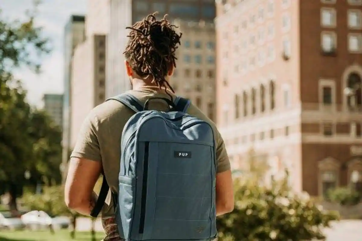 Tas yang Terbuat dari Bekas Kursi Kereta Ini Dibandrol dengan Harga Rp 6,6 Juta